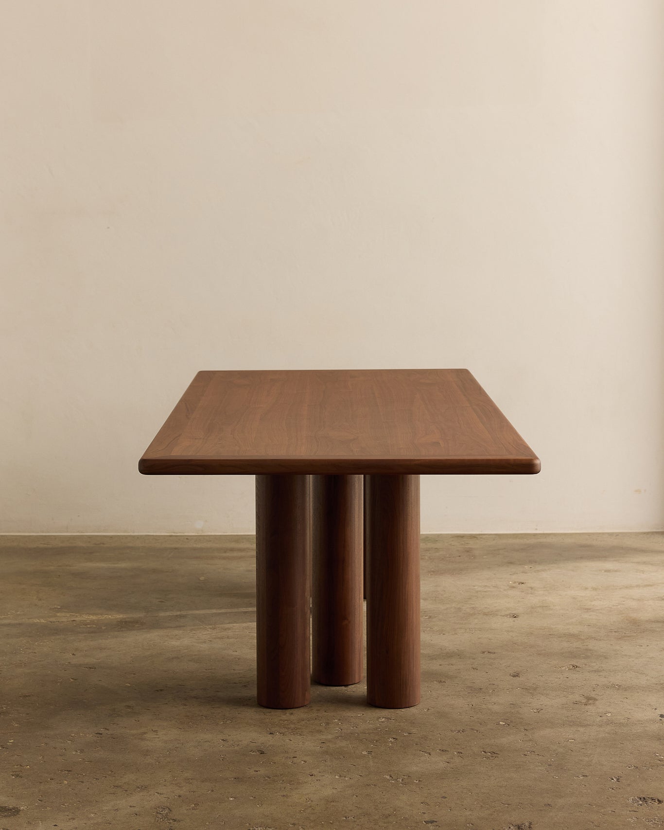 Elio Rectangle Dining Table Walnut