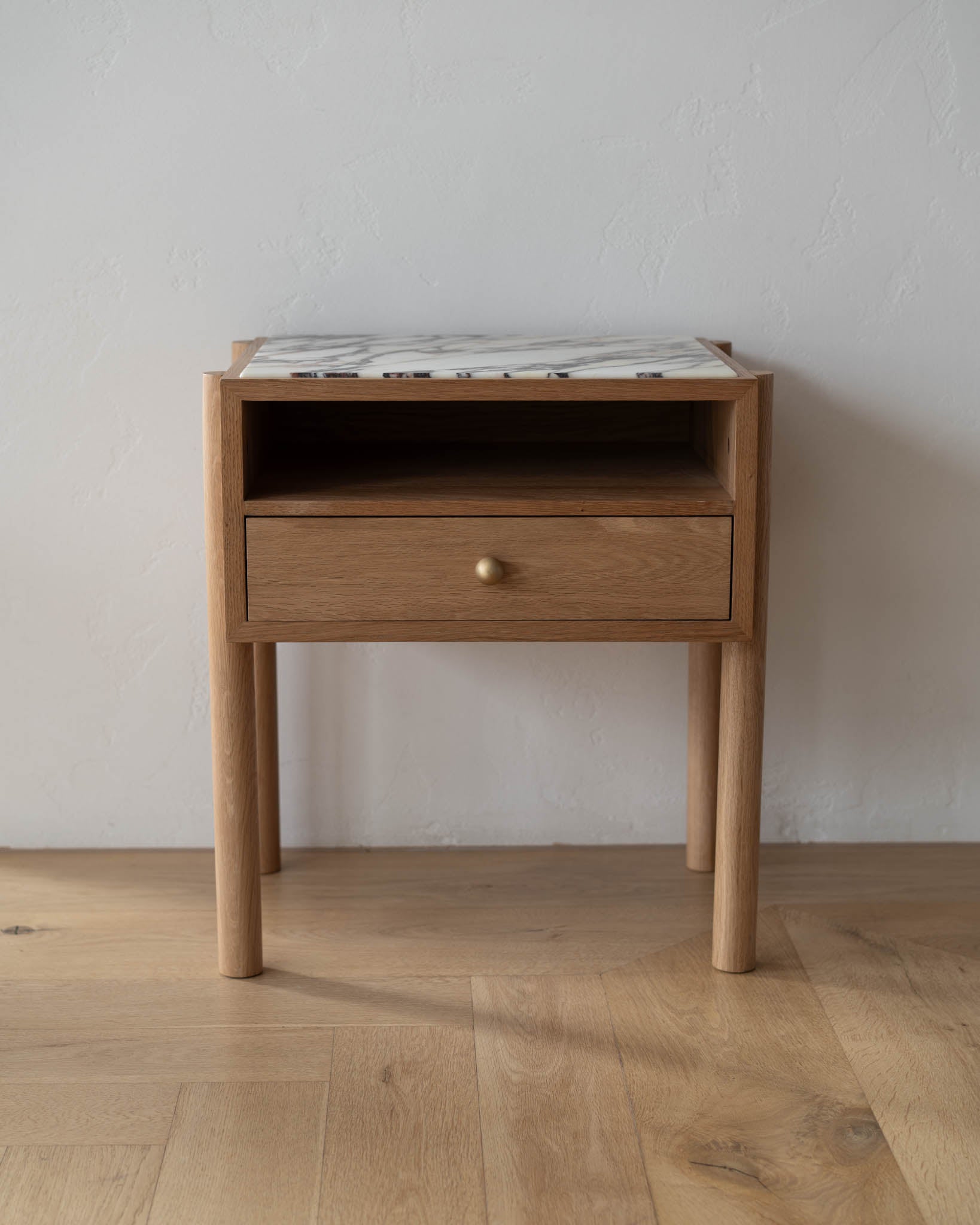 Naomi Oak Viola Bedside - Fleur Studios