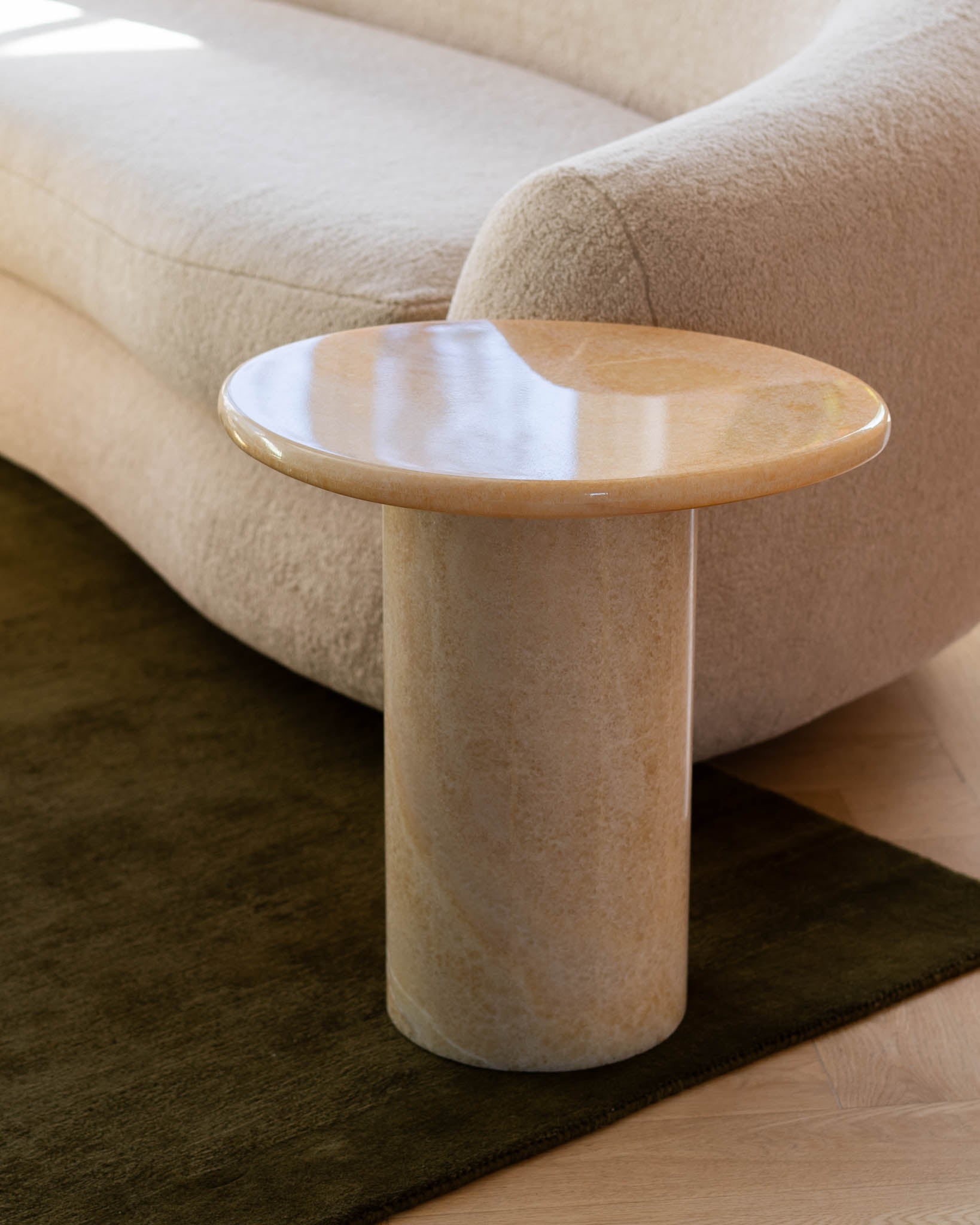 Wabi Side Table Caramel Onyx - Fleur Studios